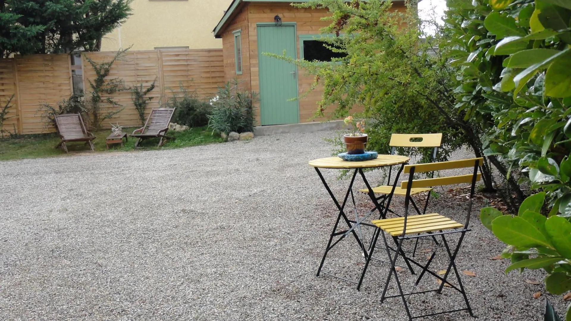 L'Auberge Des Collines Granges-les-Beaumont Hotel